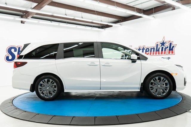 new 2026 Honda Odyssey car, priced at $48,445