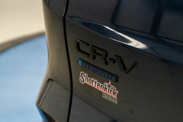 new 2026 Honda CR-V Hybrid car, priced at $39,175