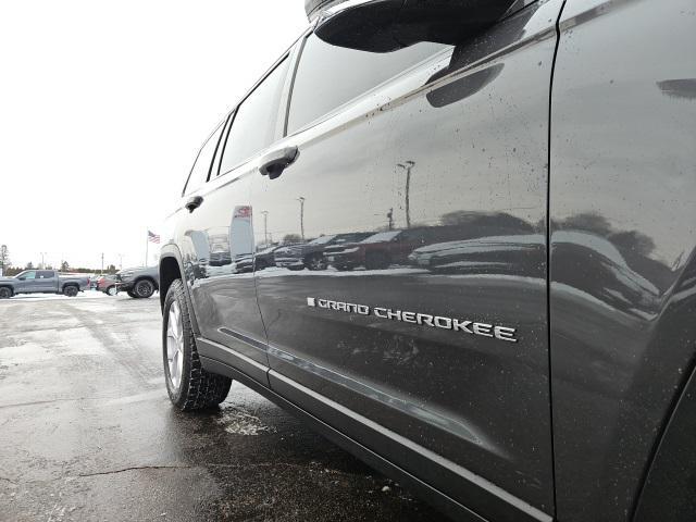 used 2022 Jeep Grand Cherokee L car, priced at $24,955