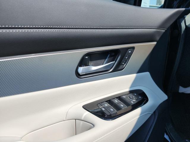 new 2025 Nissan Murano car, priced at $39,704