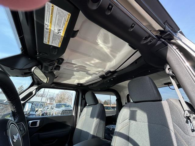 new 2026 Jeep Wrangler car, priced at $47,026