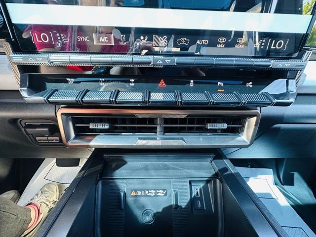 new 2024 GMC HUMMER EV SUV car, priced at $122,541