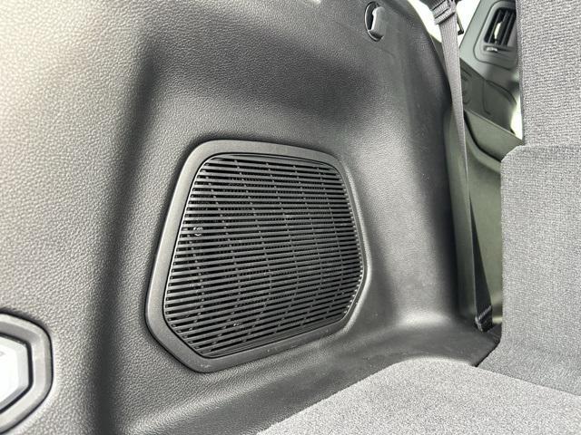 new 2026 Jeep Grand Cherokee L car, priced at $49,421