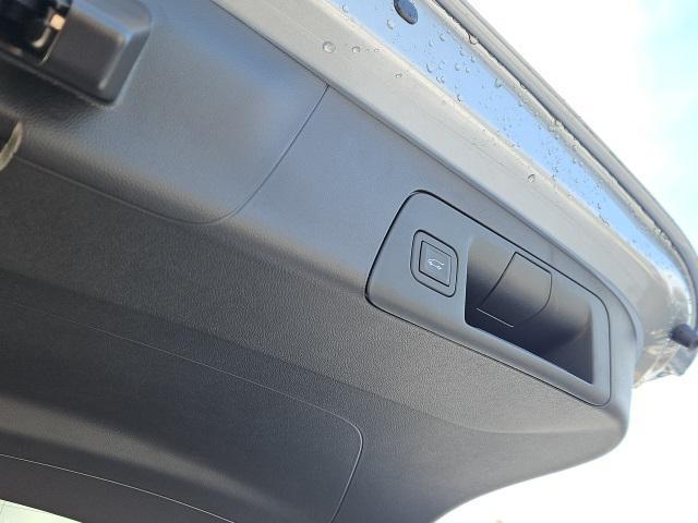 new 2026 Buick Envision car, priced at $44,092