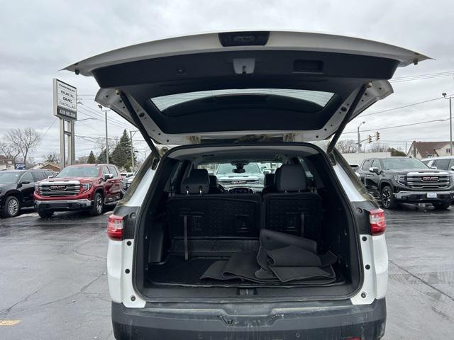 used 2021 Chevrolet Traverse car, priced at $13,043