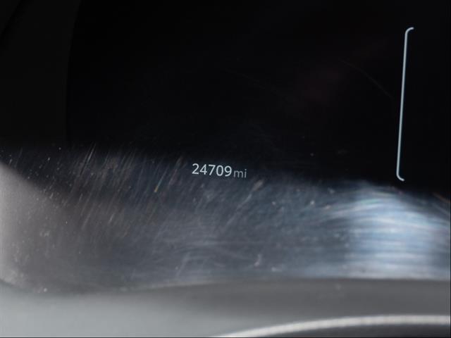 used 2024 Toyota Highlander Hybrid car, priced at $45,900