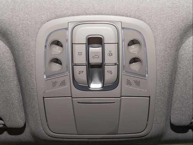 used 2020 Hyundai Santa Fe car, priced at $14,800