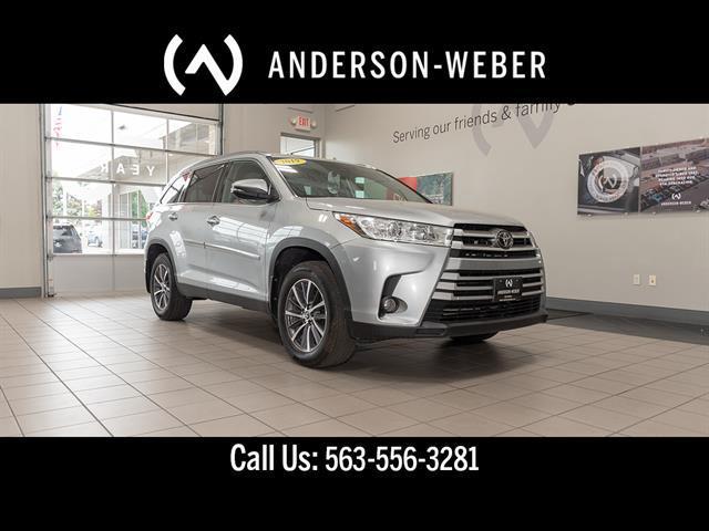 used 2019 Toyota Highlander car, priced at $22,175