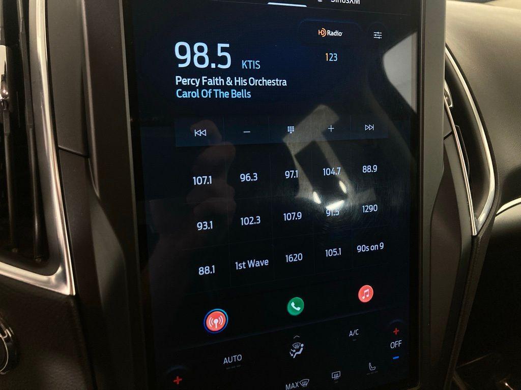 used 2024 Ford Edge car, priced at $24,799