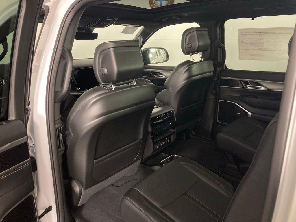 new 2026 Jeep Grand Wagoneer car, priced at $75,371