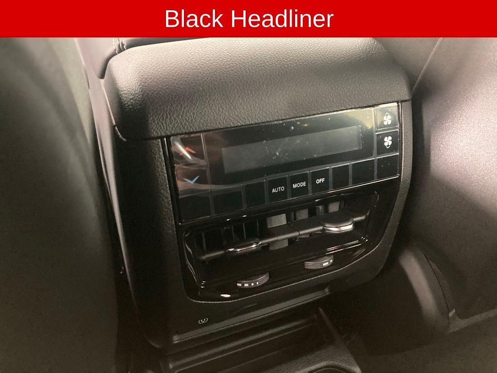 new 2025 Jeep Grand Cherokee L car, priced at $38,614