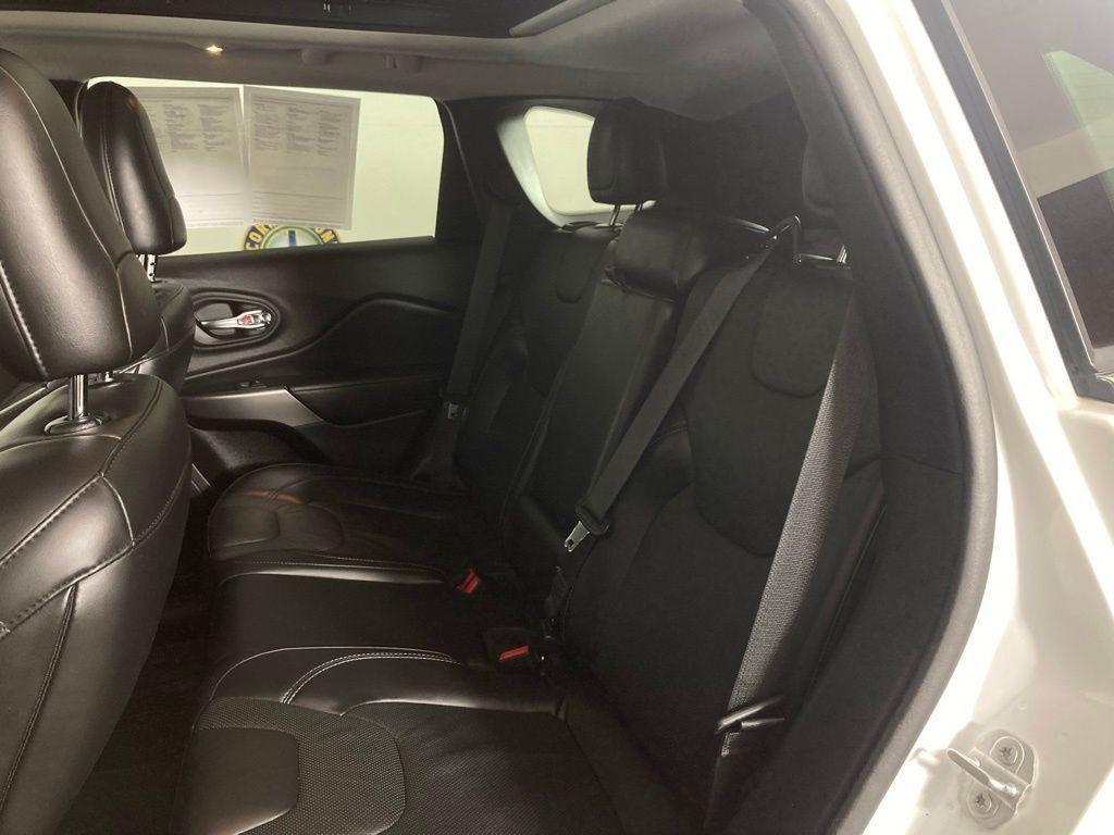 used 2020 Jeep Cherokee car, priced at $16,499