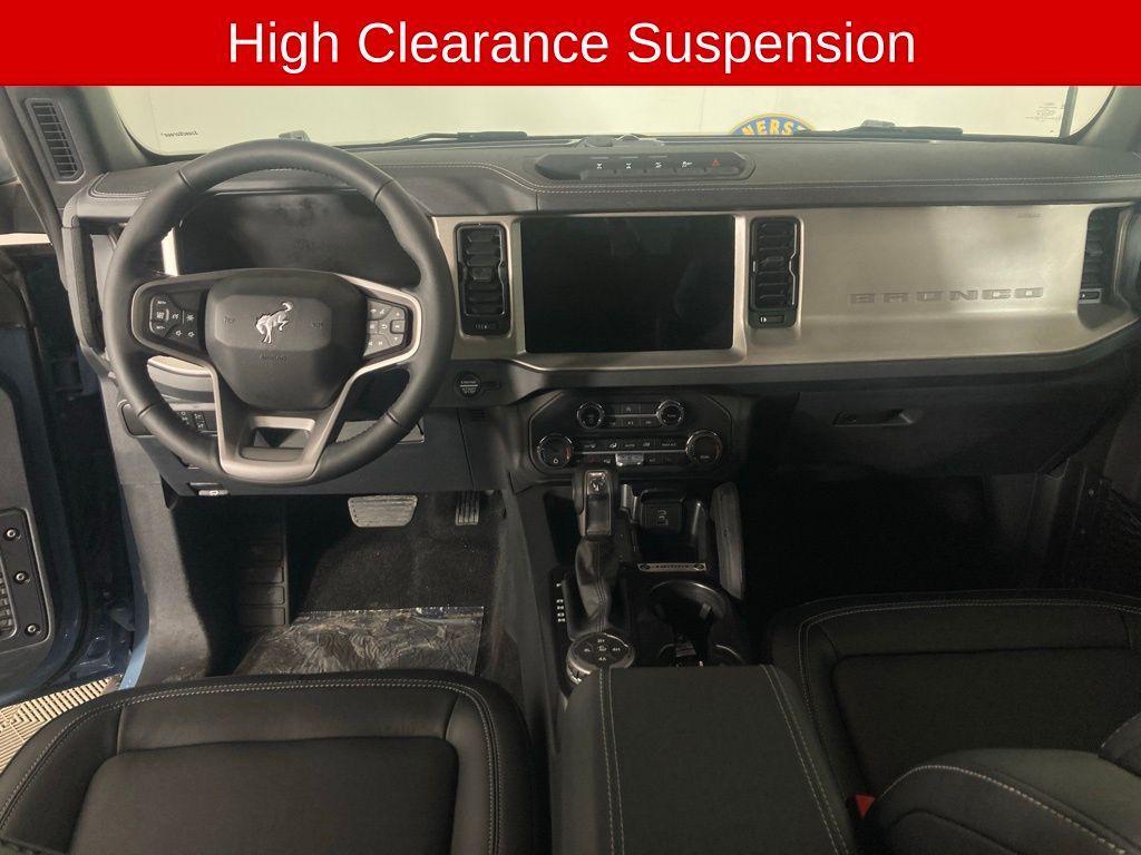 new 2025 Ford Bronco car, priced at $55,302