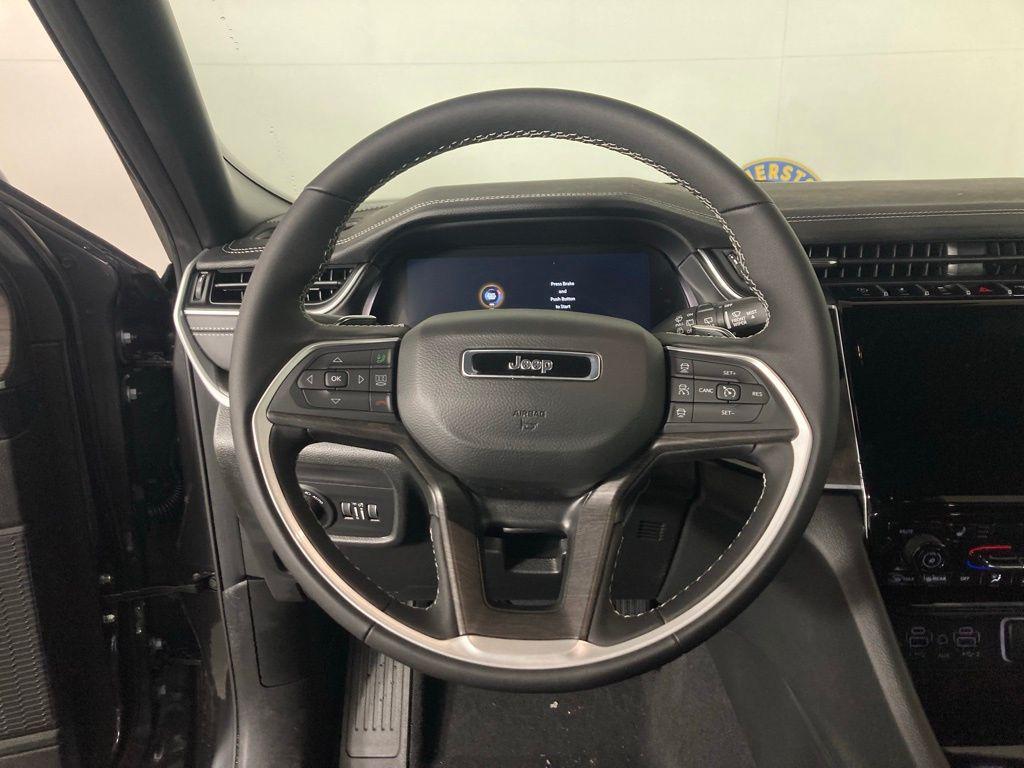 new 2025 Jeep Grand Cherokee L car, priced at $47,990