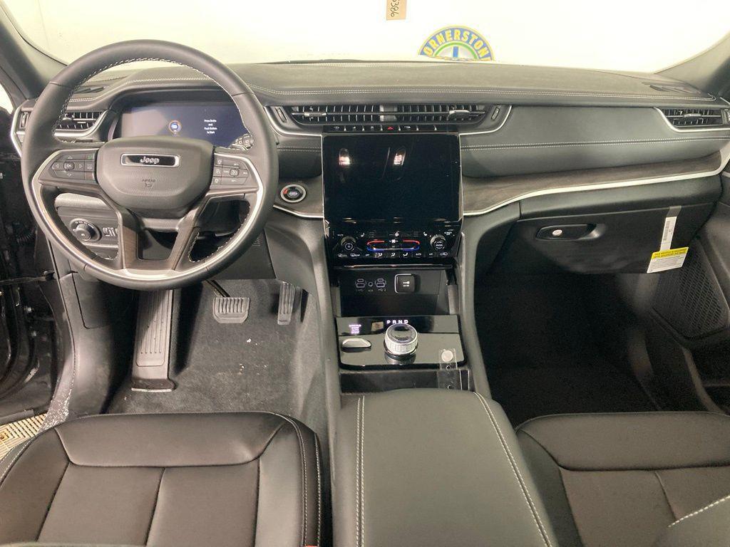 new 2025 Jeep Grand Cherokee L car, priced at $47,990