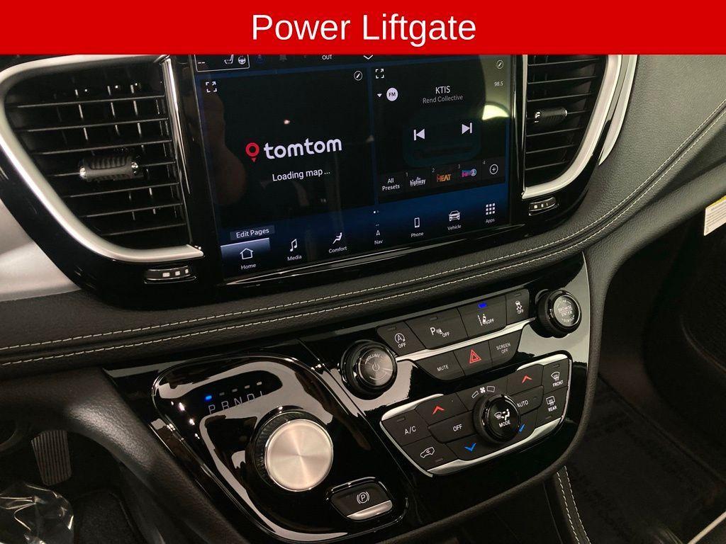 new 2026 Chrysler Pacifica car, priced at $39,184