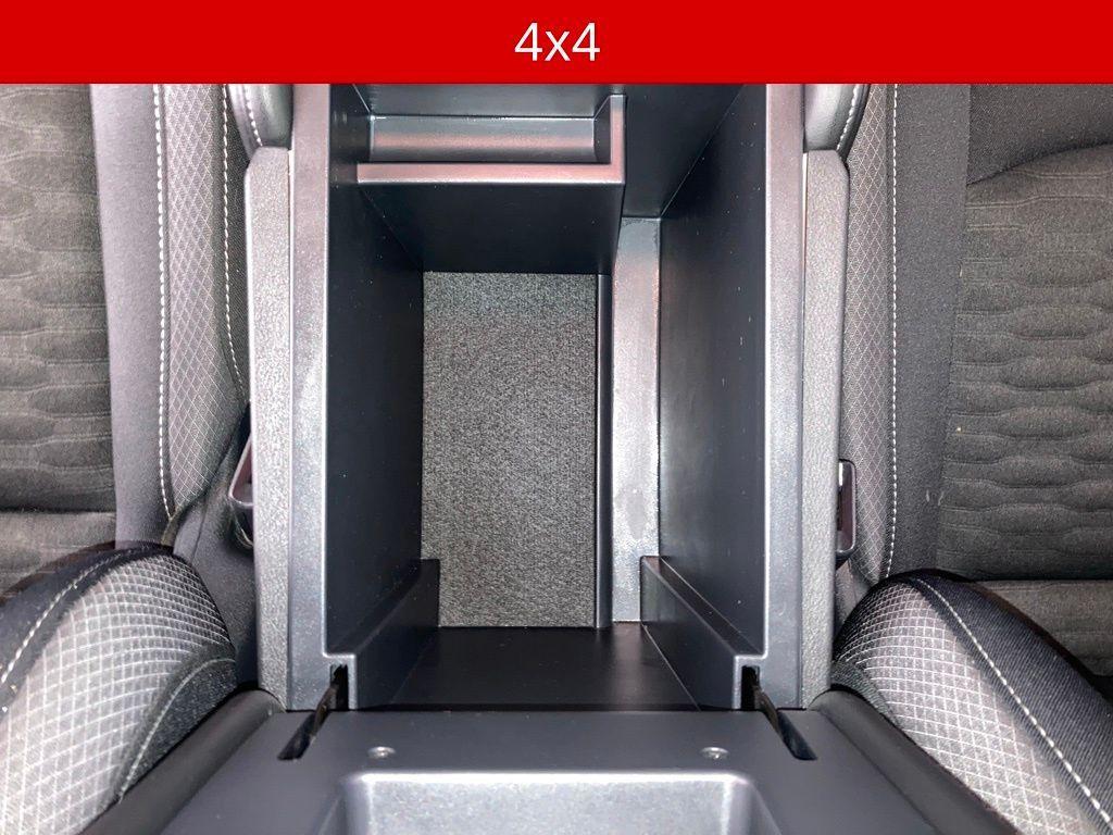 used 2024 Nissan Pathfinder car, priced at $25,999