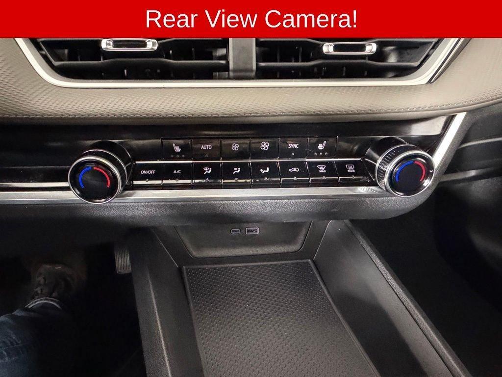 used 2025 Chevrolet Equinox car, priced at $24,999