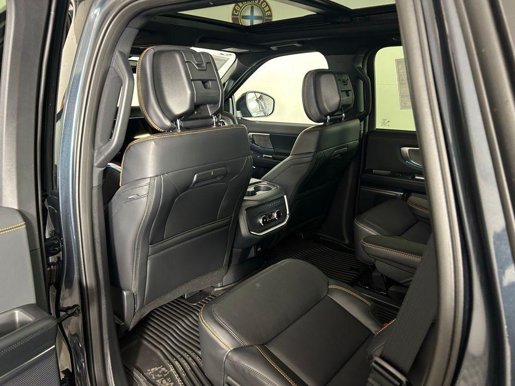 new 2026 Ford Expedition car, priced at $82,566