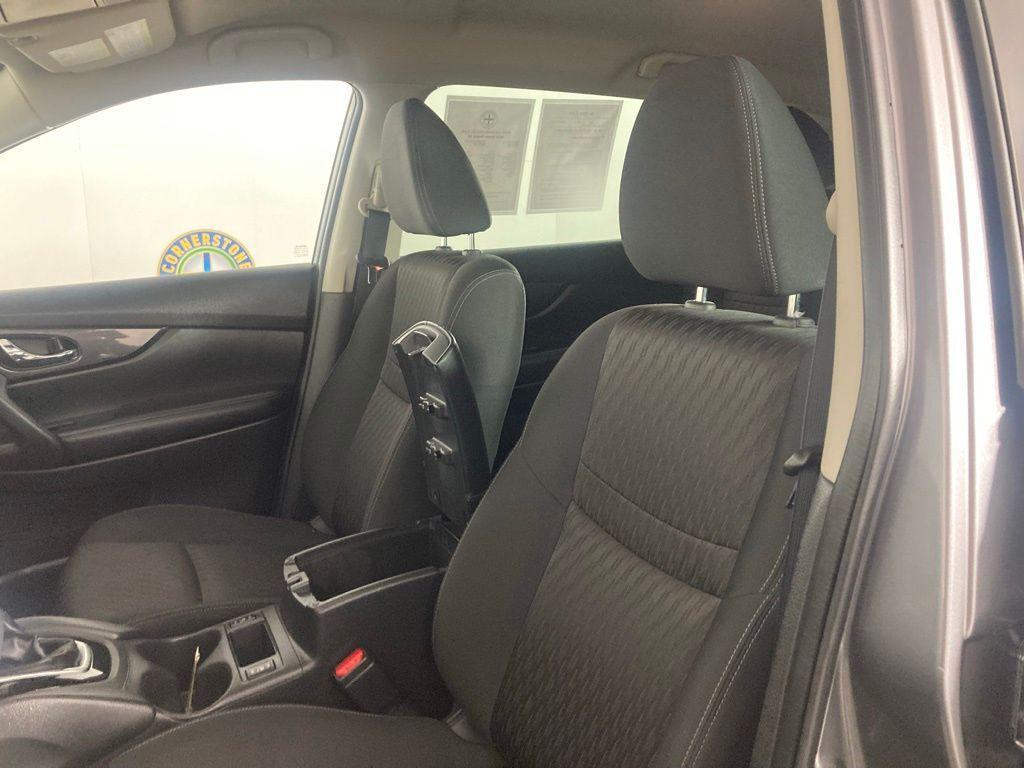 used 2019 Nissan Rogue car, priced at $17,499