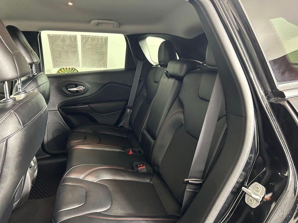 used 2022 Jeep Cherokee car, priced at $24,999