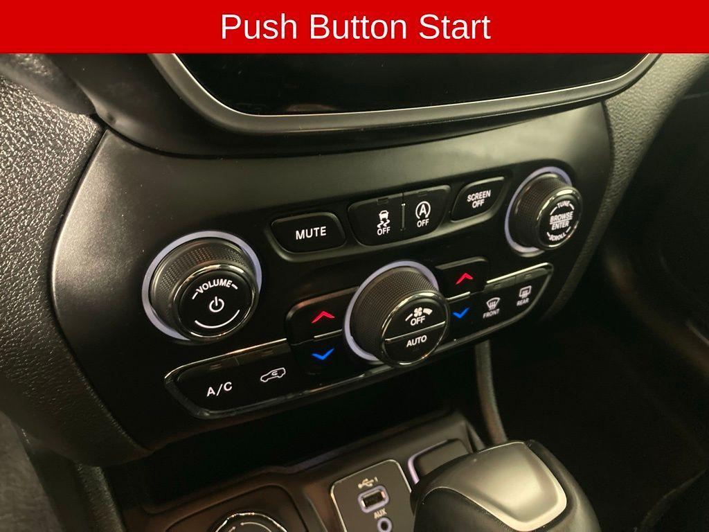 used 2020 Jeep Cherokee car, priced at $25,999