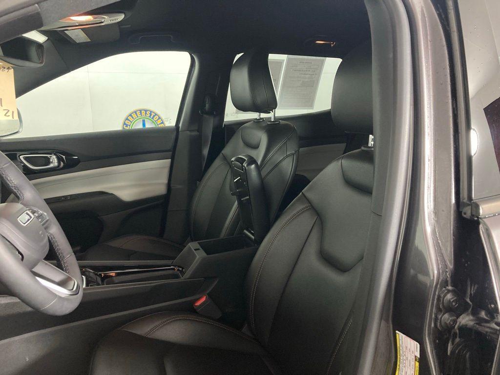 used 2024 Jeep Compass car, priced at $27,299