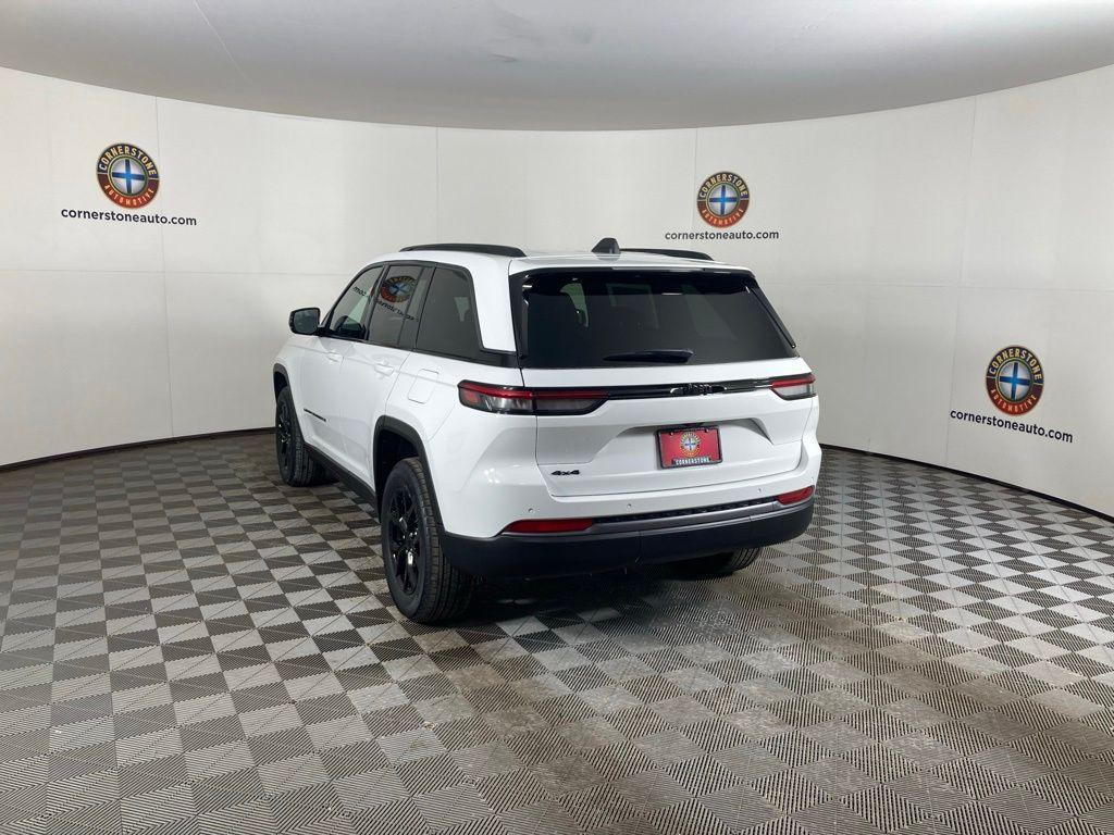 new 2026 Jeep Grand Cherokee car, priced at $43,317