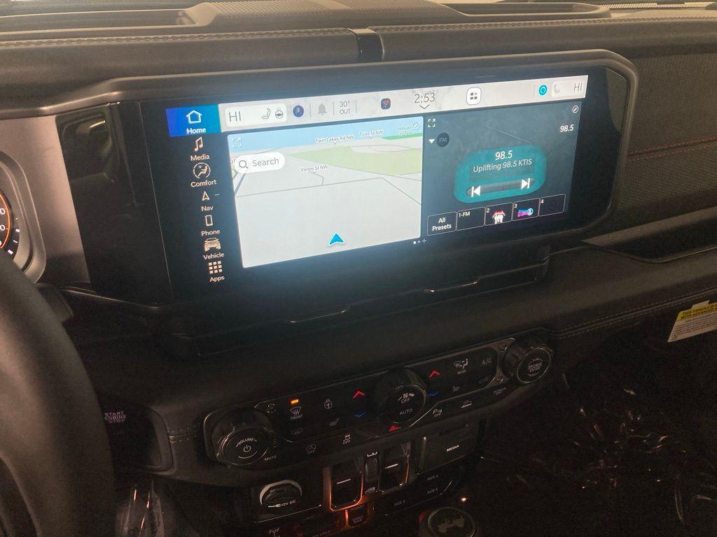 new 2026 Jeep Wrangler car, priced at $58,671