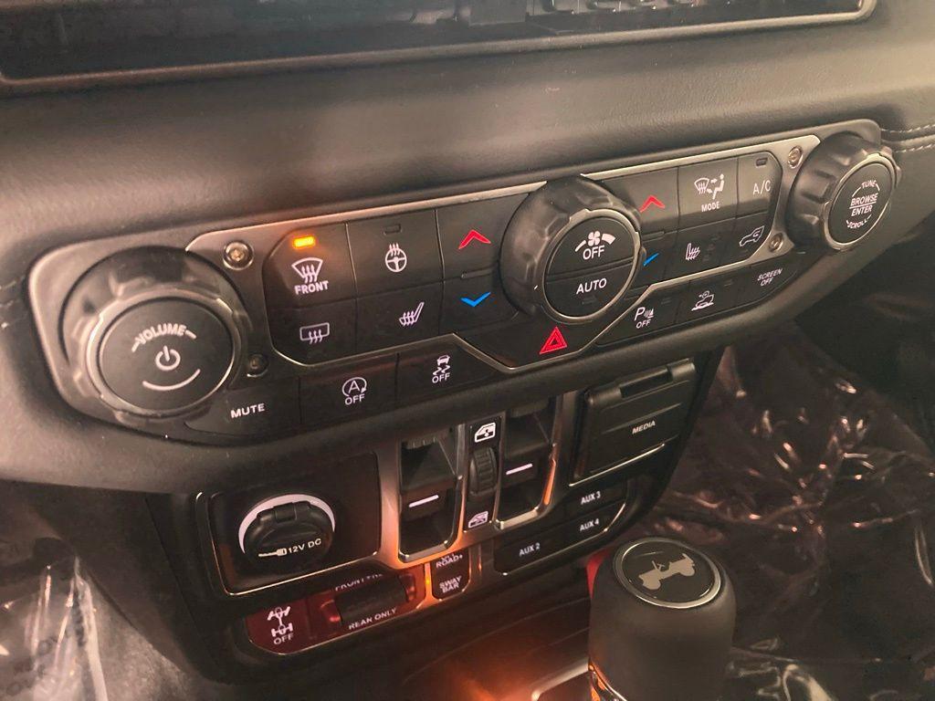 new 2026 Jeep Wrangler car, priced at $58,671