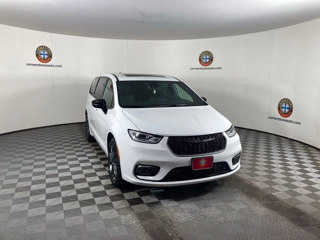 new 2026 Chrysler Pacifica car, priced at $42,350