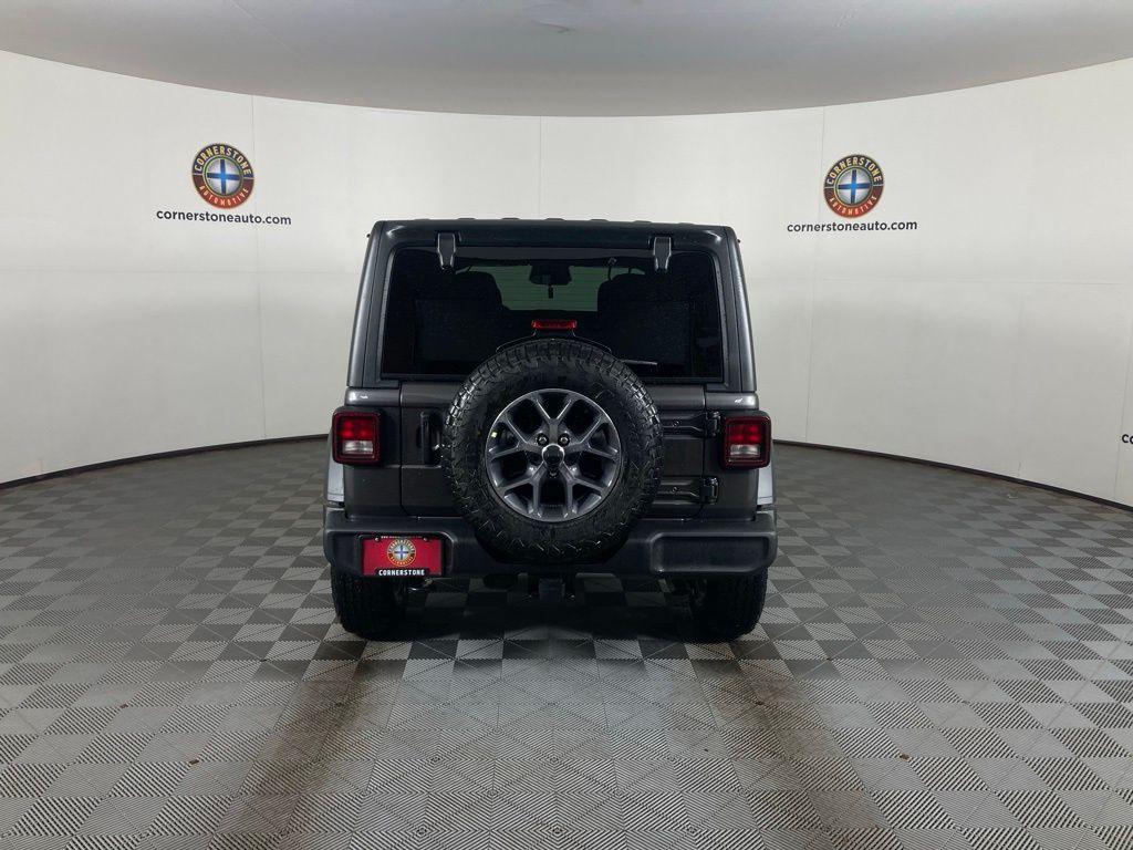 new 2026 Jeep Wrangler car, priced at $44,592