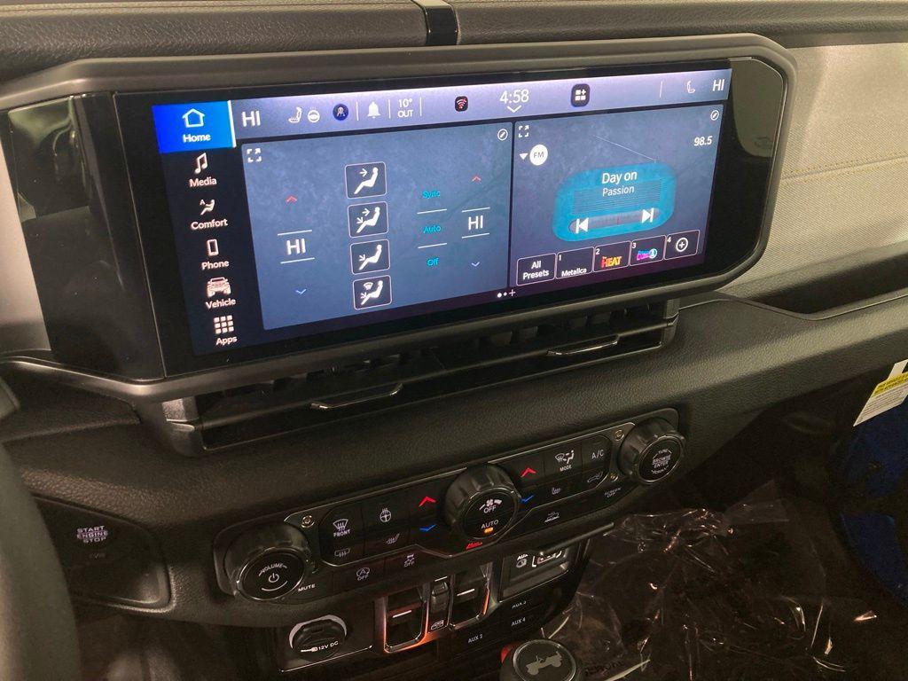 new 2026 Jeep Wrangler car, priced at $45,292