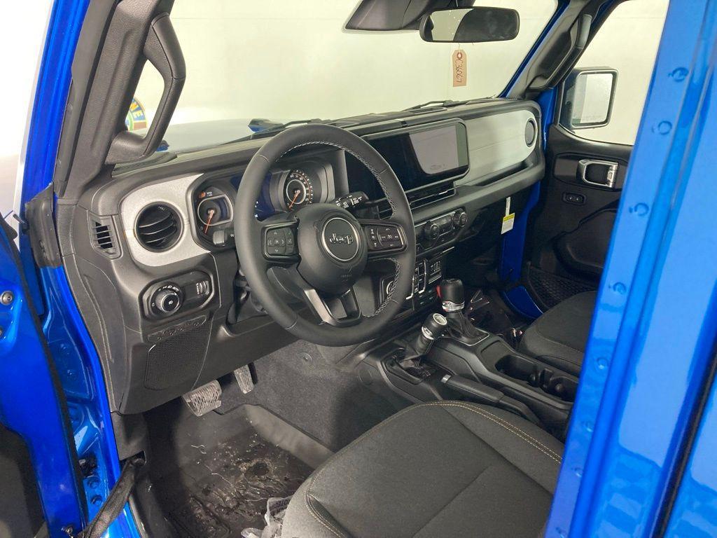 new 2026 Jeep Wrangler car, priced at $45,292