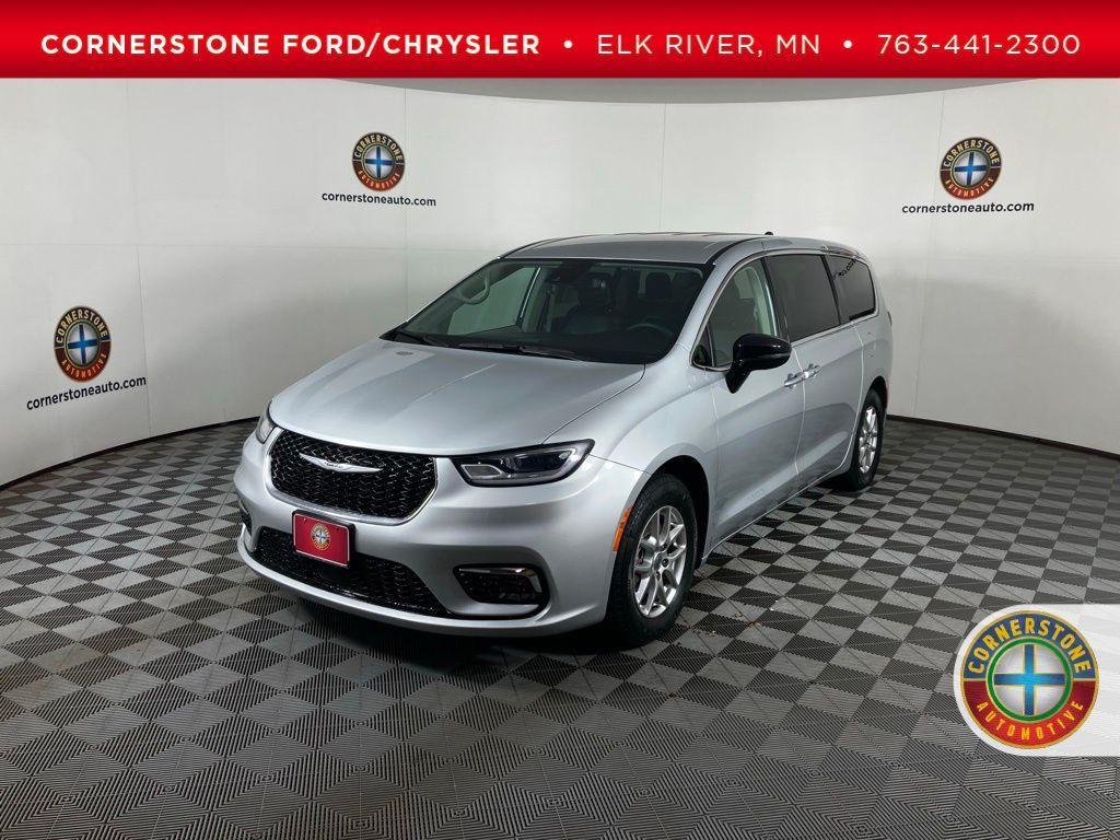 used 2024 Chrysler Pacifica car, priced at $29,999