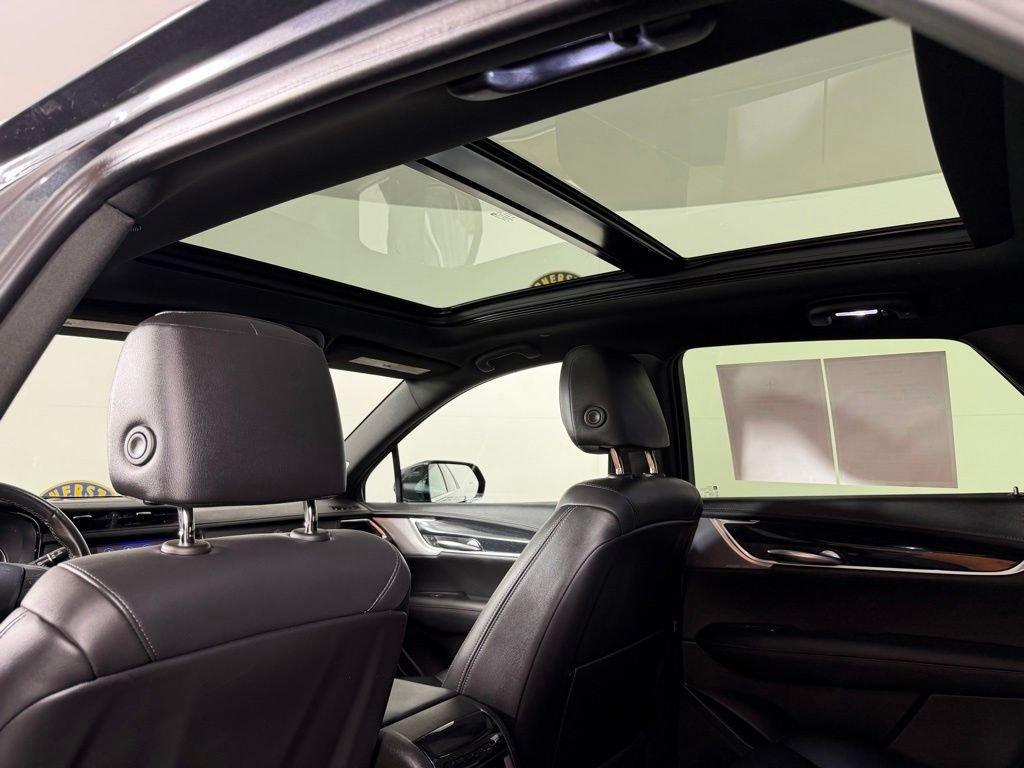 used 2023 Cadillac XT5 car, priced at $35,299