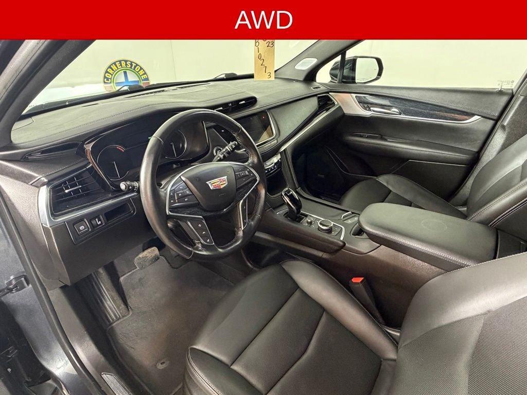 used 2023 Cadillac XT5 car, priced at $35,299