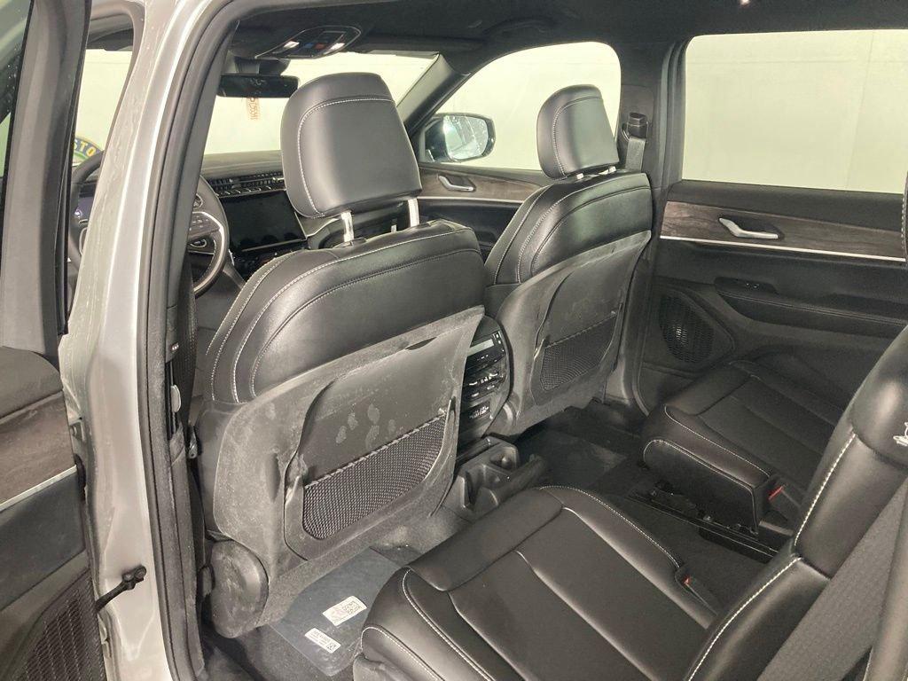 new 2025 Jeep Grand Cherokee L car, priced at $41,618