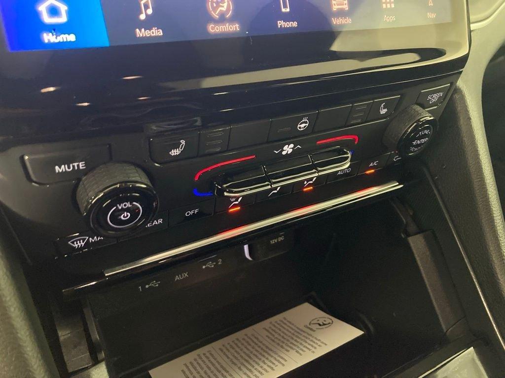 new 2025 Jeep Grand Cherokee L car, priced at $41,618