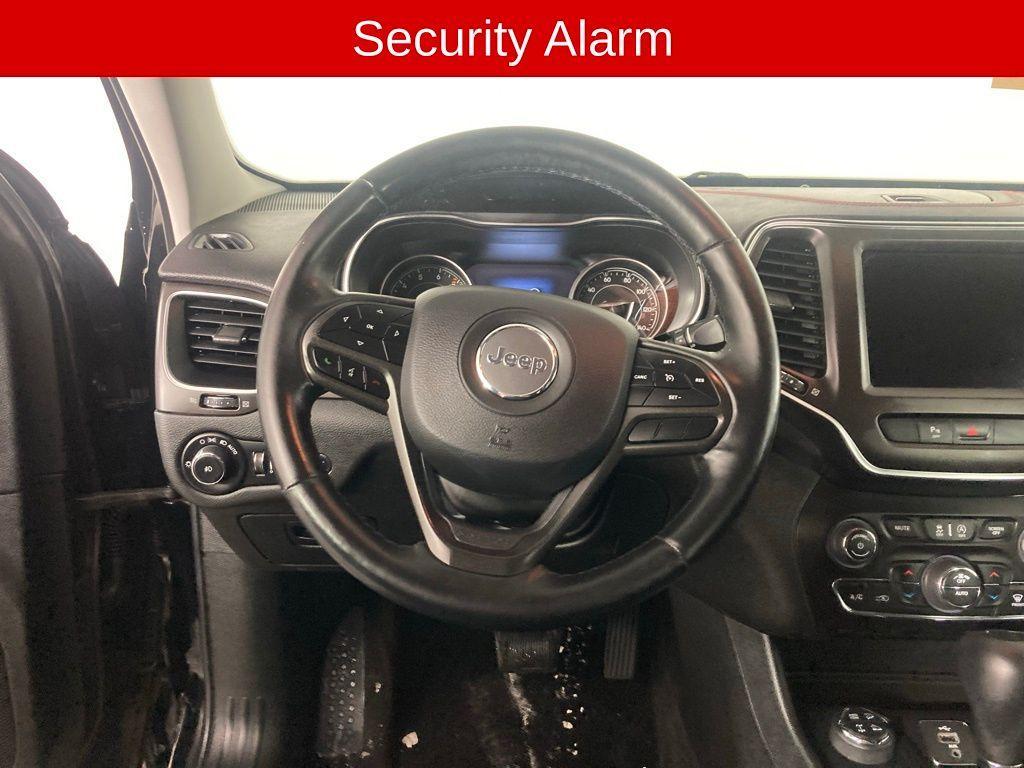 used 2019 Jeep Cherokee car, priced at $15,949