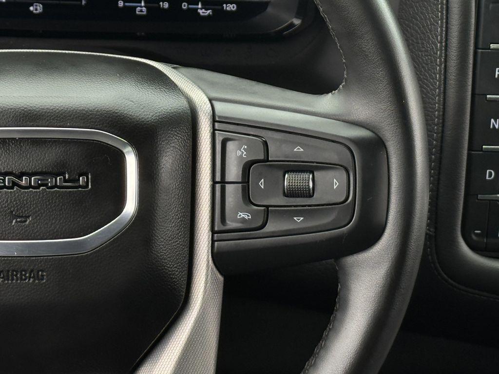 used 2023 GMC Yukon car, priced at $57,994