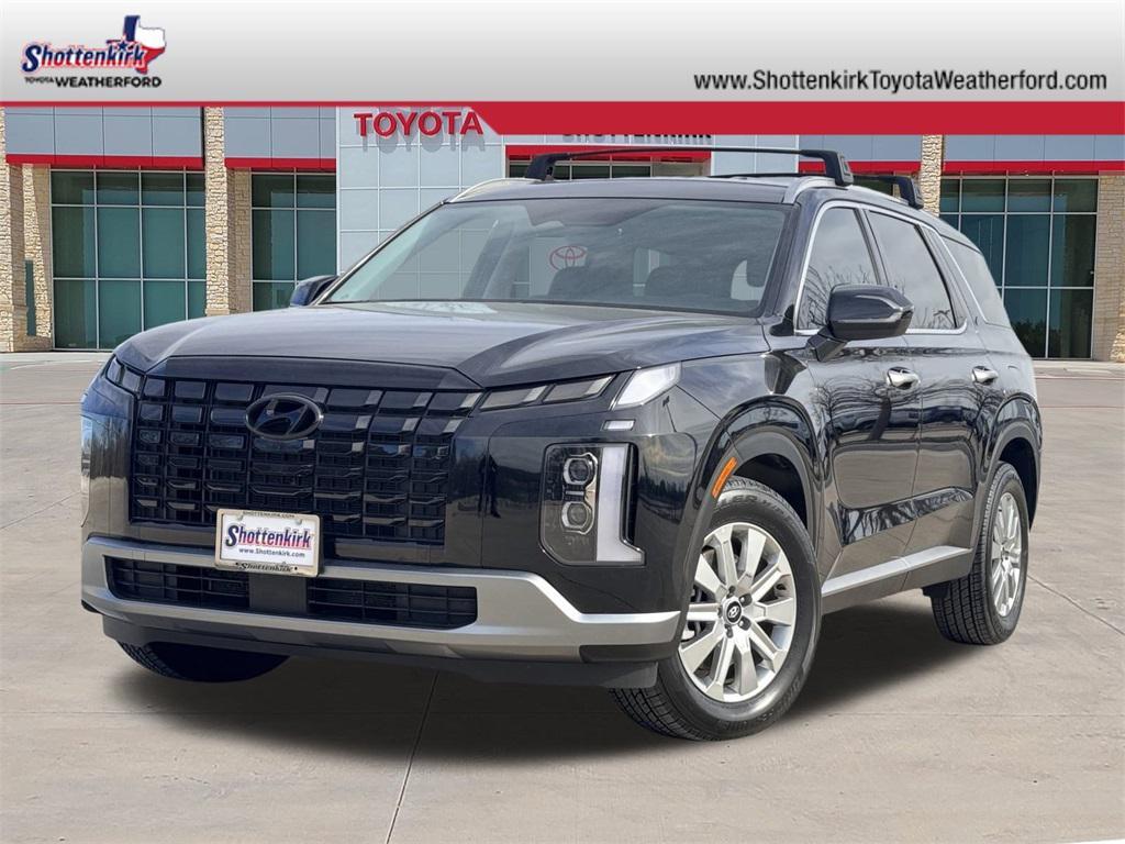 used 2025 Hyundai Palisade car, priced at $34,886