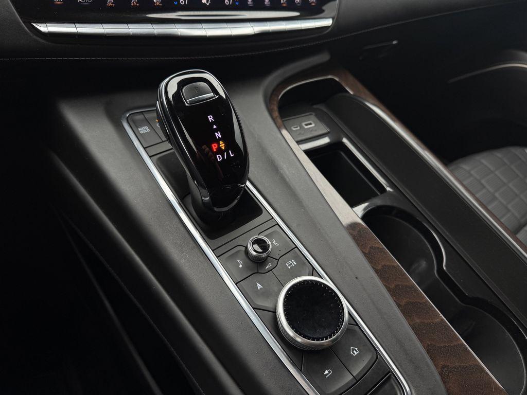 used 2024 Cadillac Escalade car, priced at $87,680