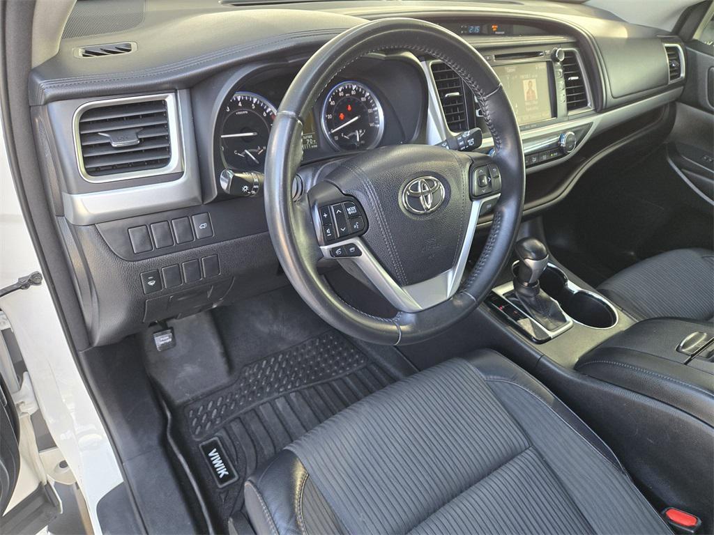 used 2016 Toyota Highlander car, priced at $17,944