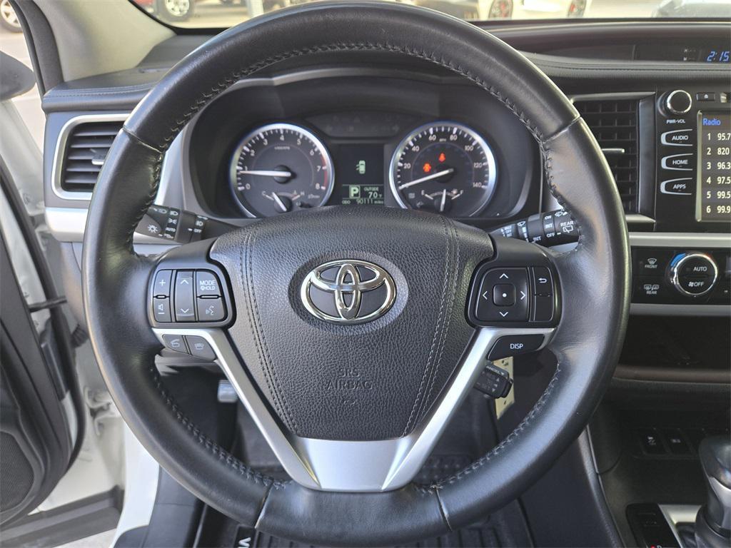 used 2016 Toyota Highlander car, priced at $17,944