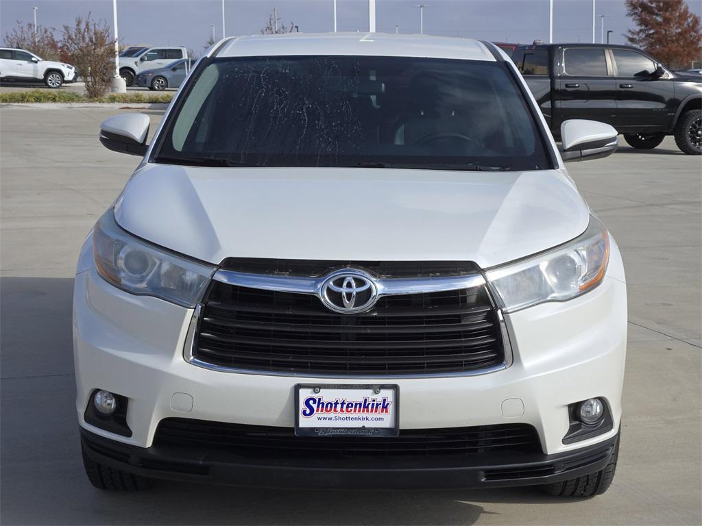 used 2016 Toyota Highlander car, priced at $17,944
