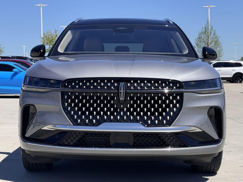 used 2024 Lincoln Nautilus car, priced at $45,877