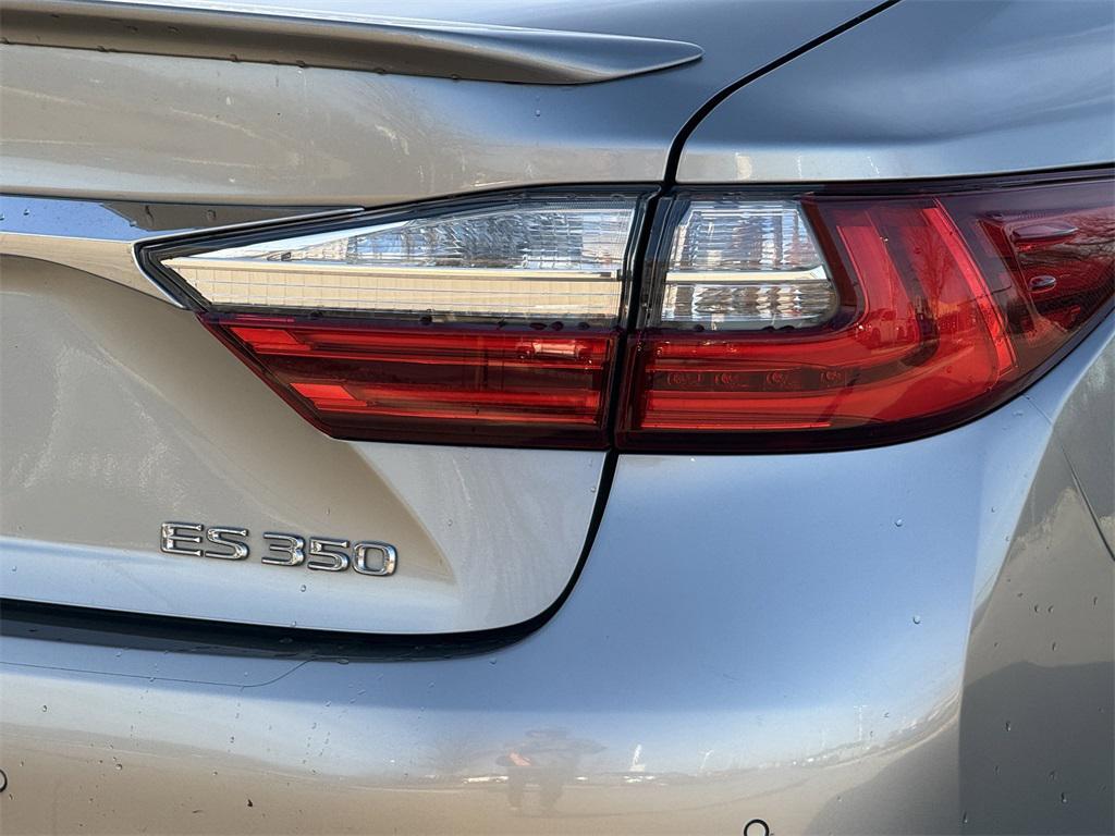 used 2017 Lexus ES 350 car, priced at $17,975