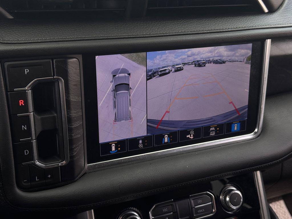 used 2021 GMC Yukon car, priced at $33,998