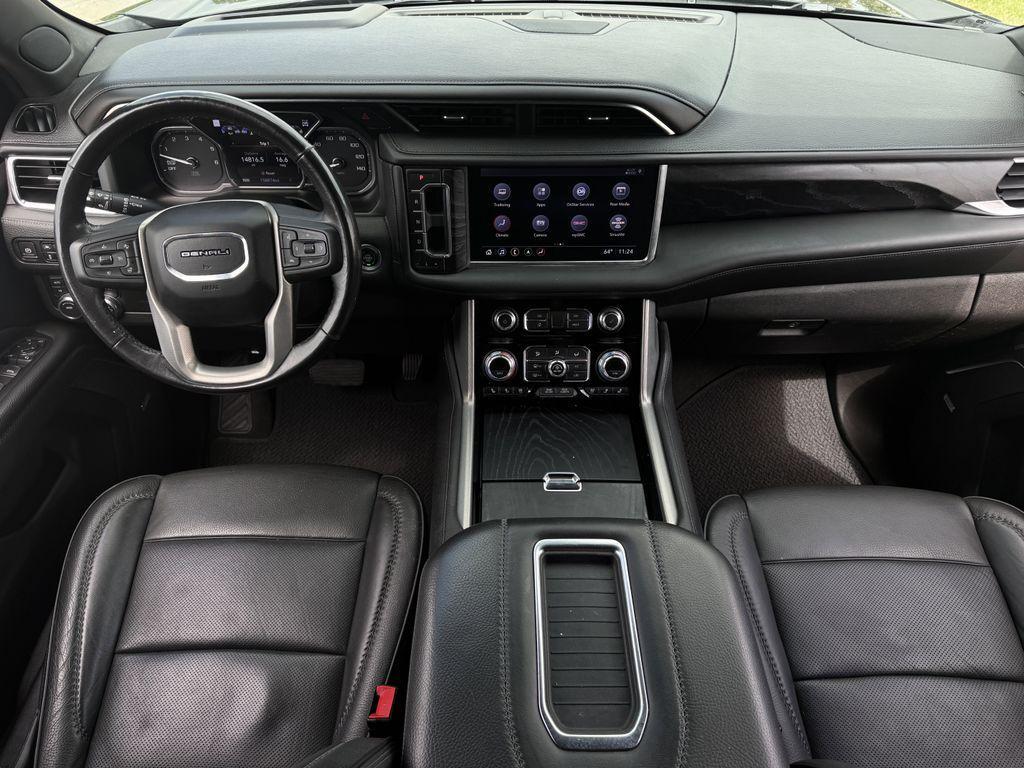 used 2021 GMC Yukon car, priced at $33,998